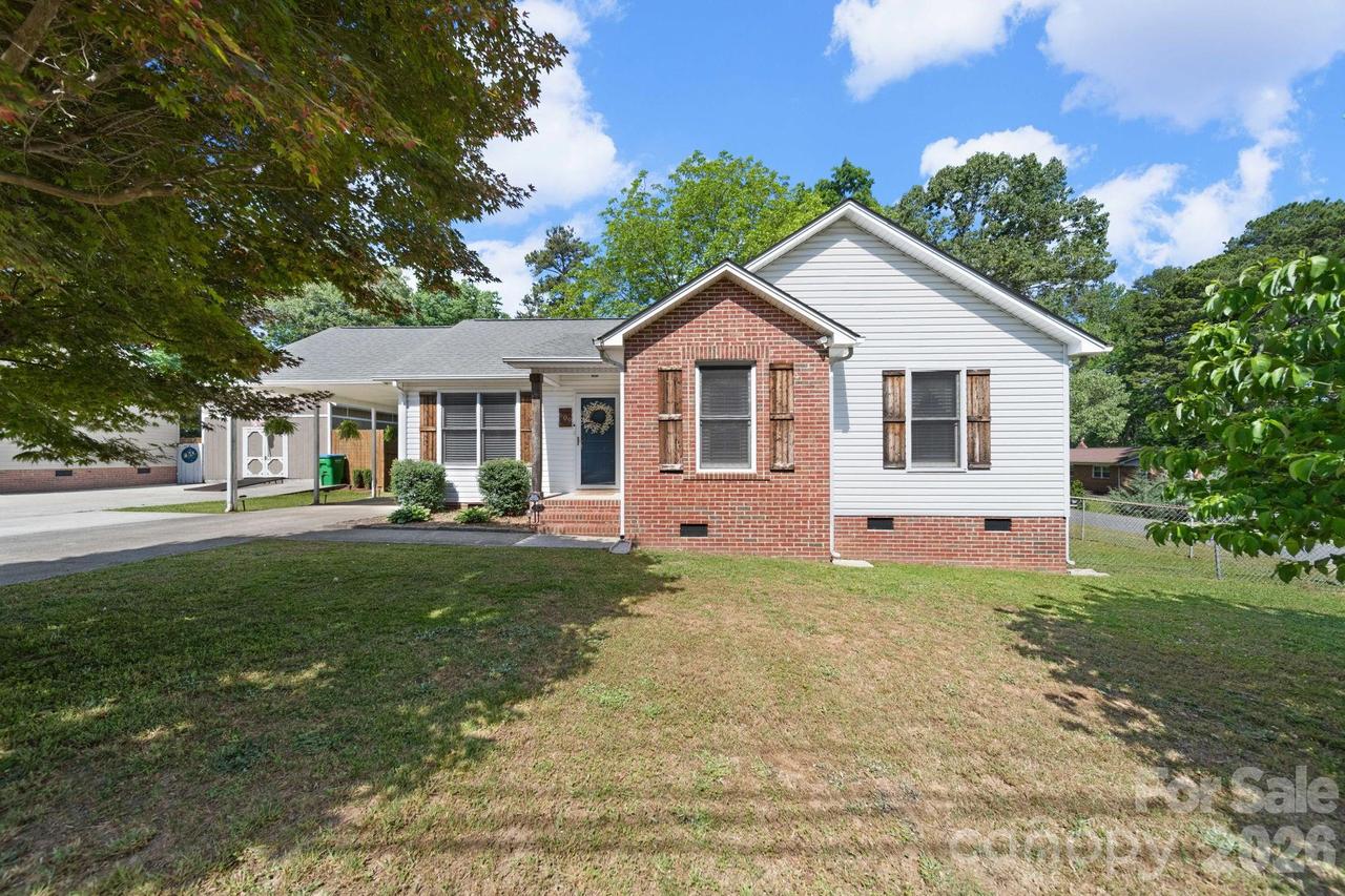 609 N 10th St., Bessemer City, NC 28016
