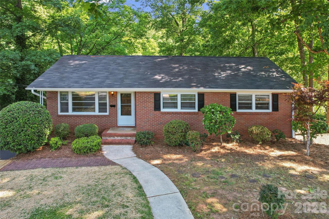 2227 Wensley Dr., Charlotte, NC 28210