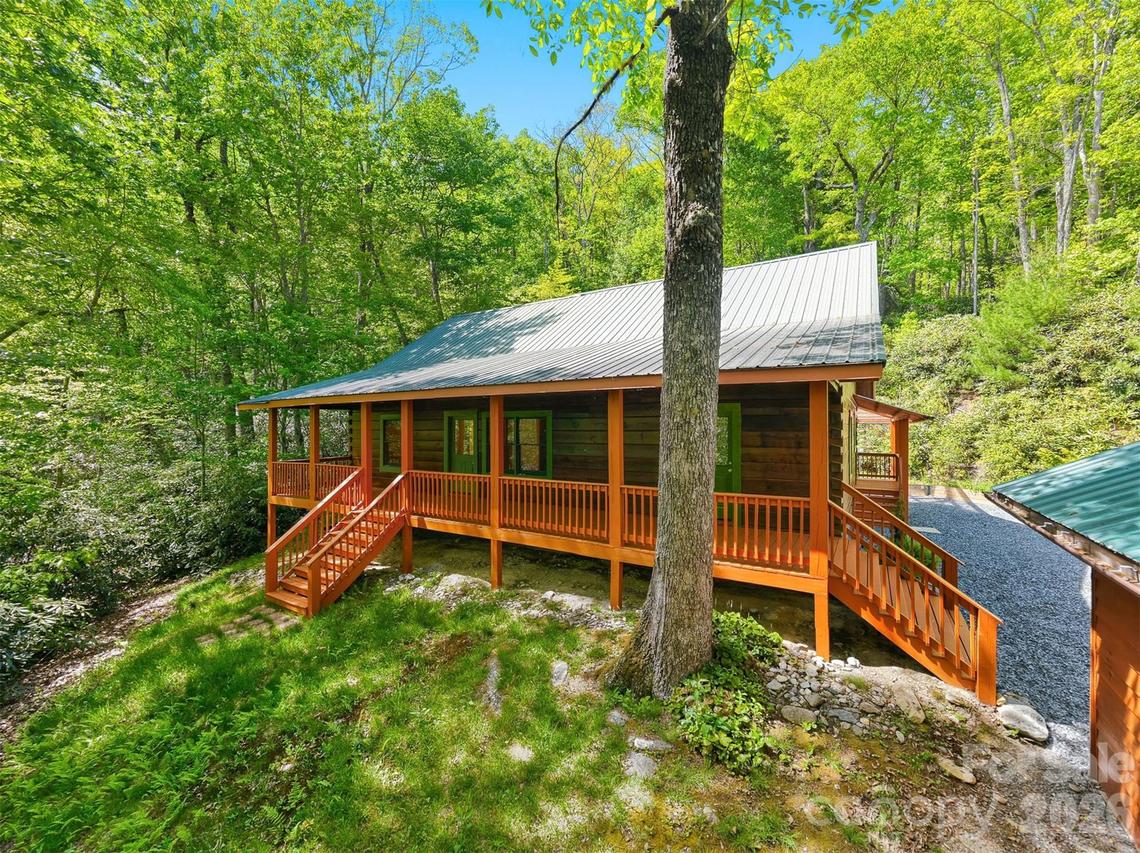 6220 Sunny Dr., Newland, NC 28657