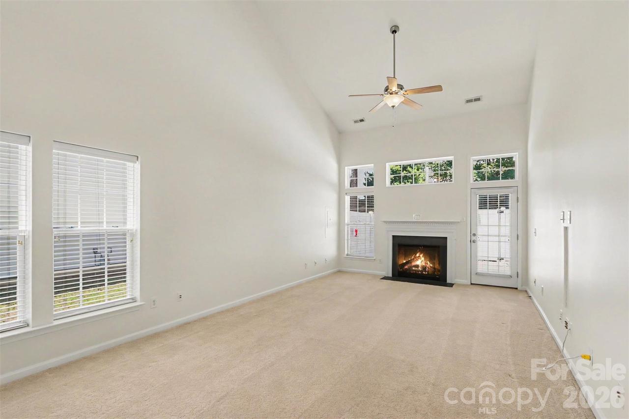 148 Cypress Landing Dr., Mooresville, NC 28117