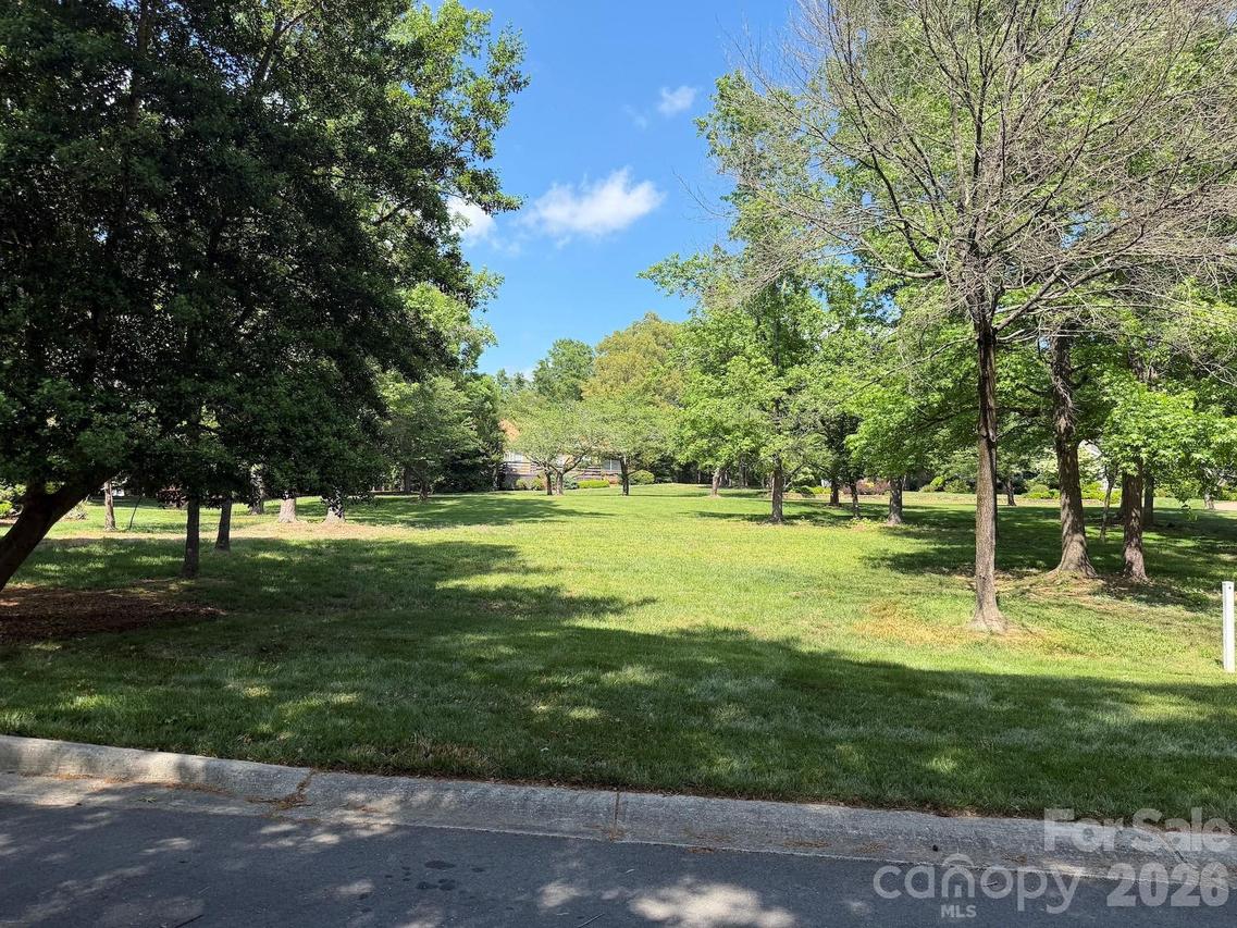 296 Millingport Ln., New London, NC 28127