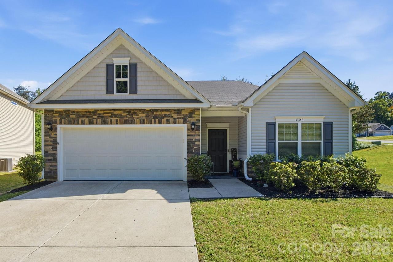 429 Oak Brook Dr., Salisbury, NC 28146