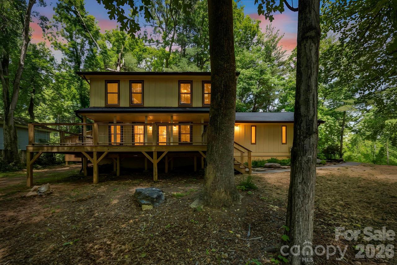 1 Eastway Ct., Fletcher, NC 28732