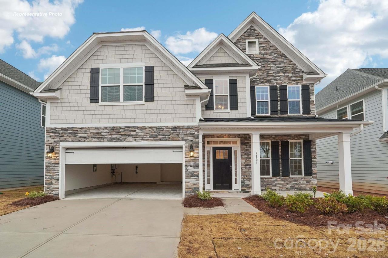 6450 Cherrybark Oak Ln., Huntersville, NC 28078