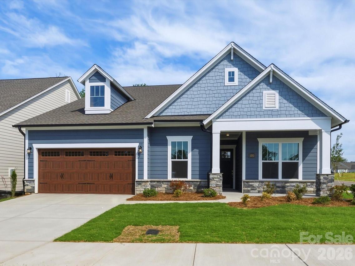 1202 Pastoral Pl., Waxhaw, NC 28173