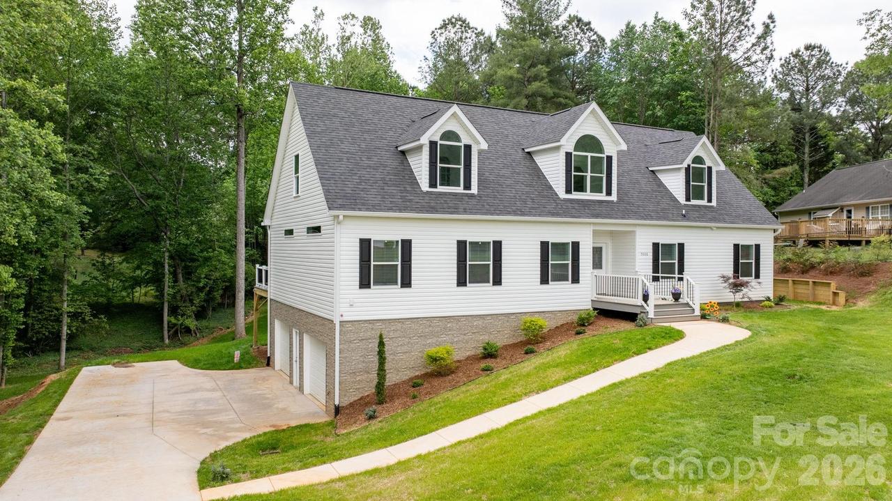 7006 Waterfront Pl., Granite Falls, NC 28630