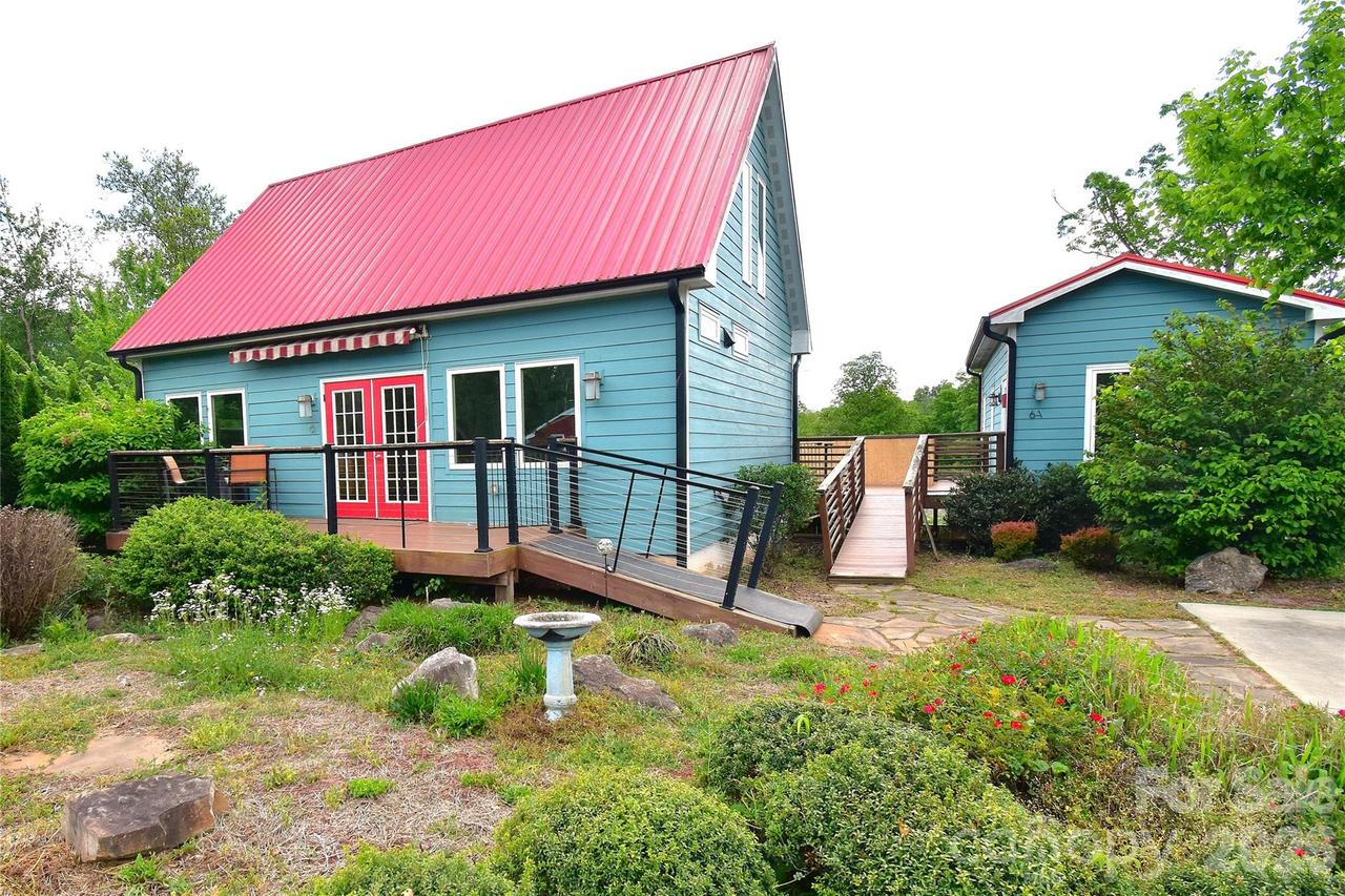 6 Belvedere Rd., Asheville, NC 28803