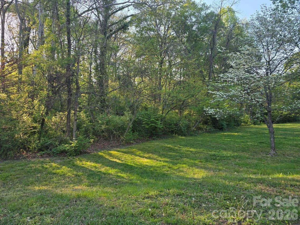8th Avenue None, Newton, NC 28658