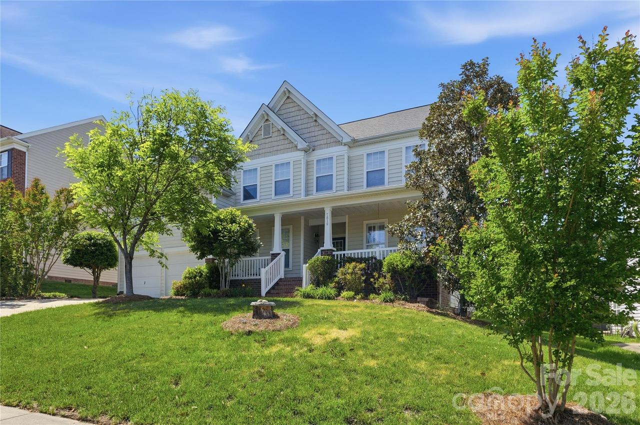 7816 Whisperingwood Dr., Harrisburg, NC 28075