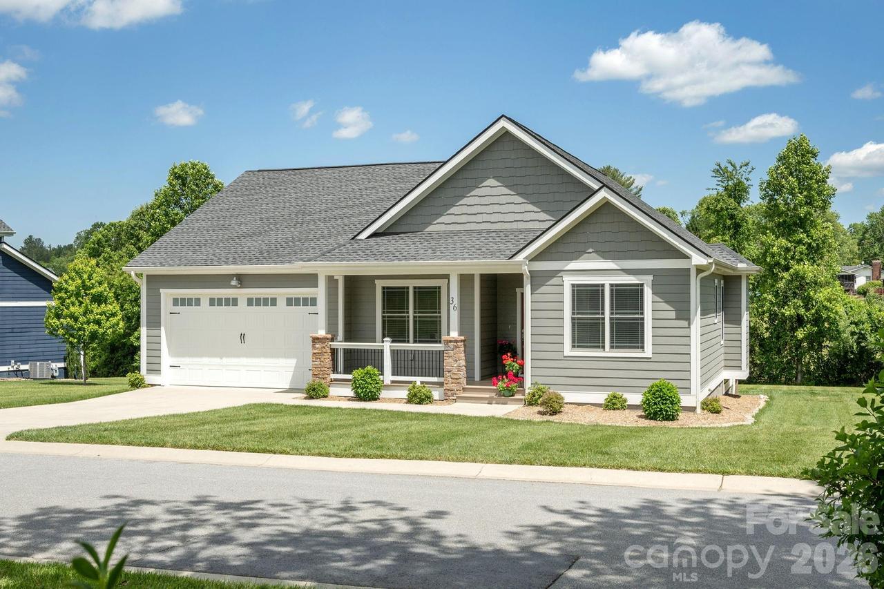36 Windy Acres Knoll Dr., Hendersonville, NC 28792
