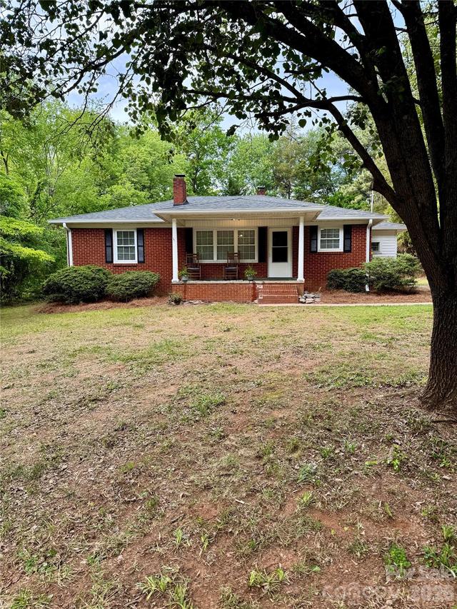 2217 Dale Ave., Lincolnton, NC 28092