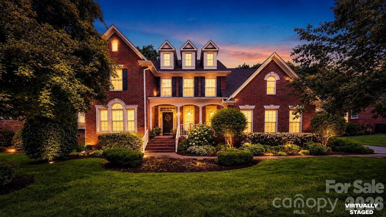 8716 Devonshire Dr., Huntersville, NC 28078