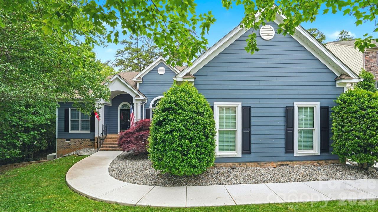 4089 Harmattan Dr., Denver, NC 28037