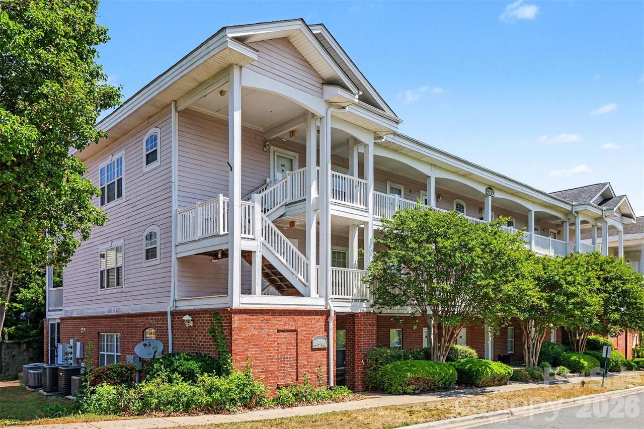 9241 Meadow Vista Rd., Charlotte, NC 28213