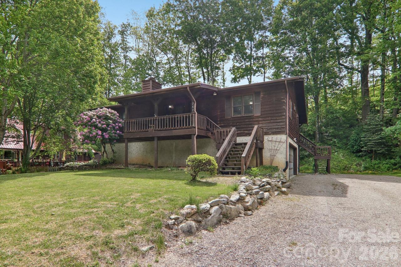 267 Caldwell Dr., Maggie Valley, NC 28751