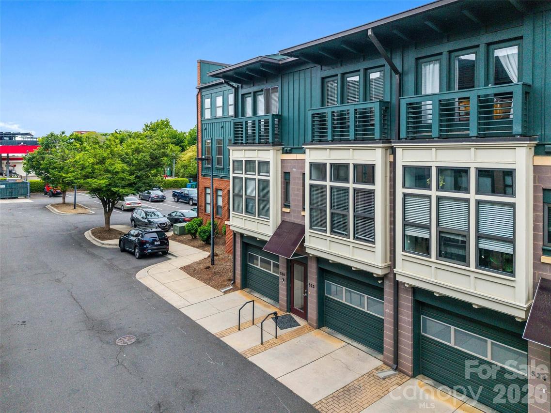 522 New Bern Station Ct., Charlotte, NC 28209