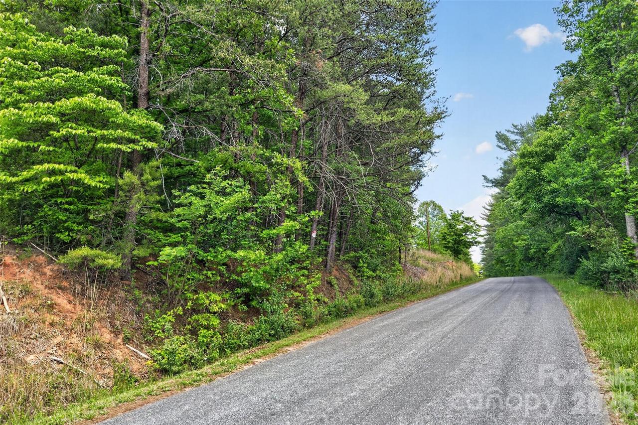 99999 Wright Rd., Marion, NC 28752