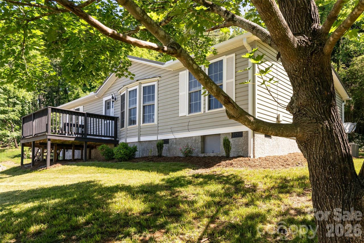 19 Sycamore St., Asheville, NC 28804