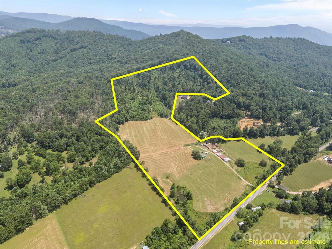 1305 Halltown Rd., Spruce Pine, NC 28777