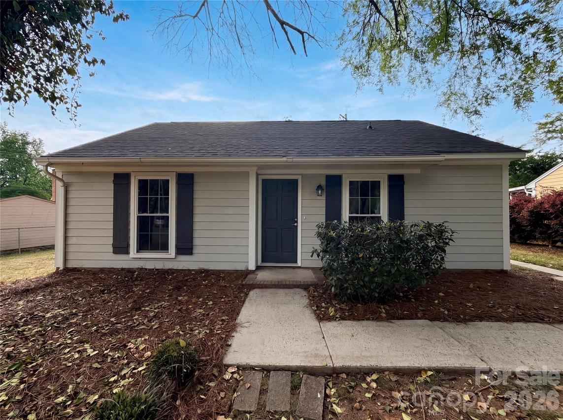 3215 Braewick Pl., Charlotte, NC 28227