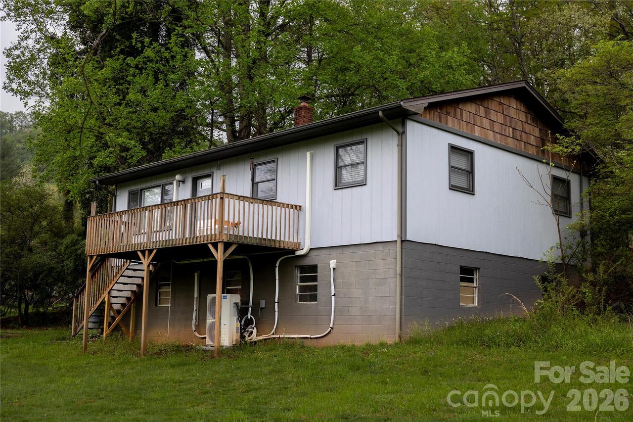 57 Gribble Rd., Franklin, NC 28734