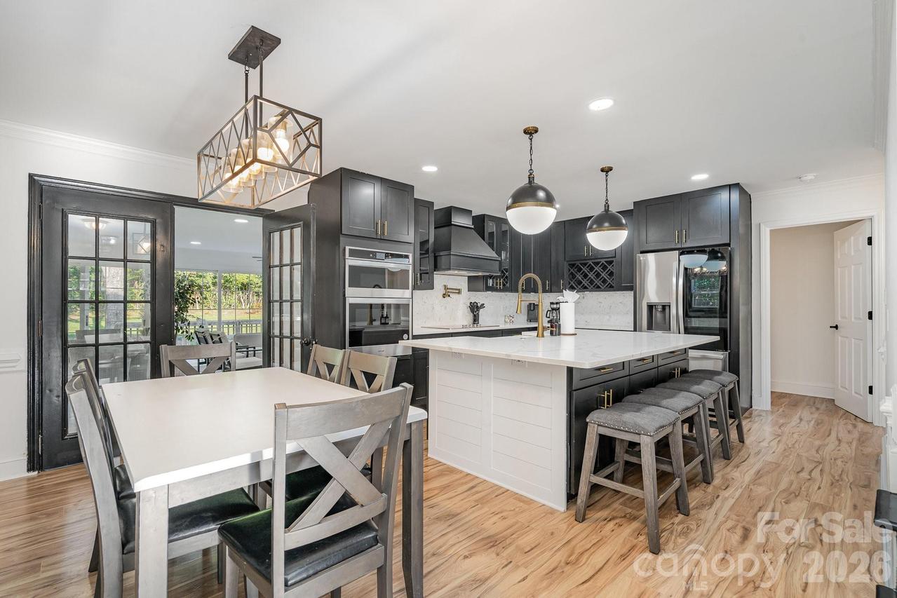 8823 Dartmoor Pl., Mint Hill, NC 28227