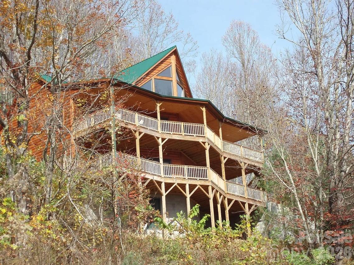 241 Historic Oak Tr., Waynesville, NC 28785