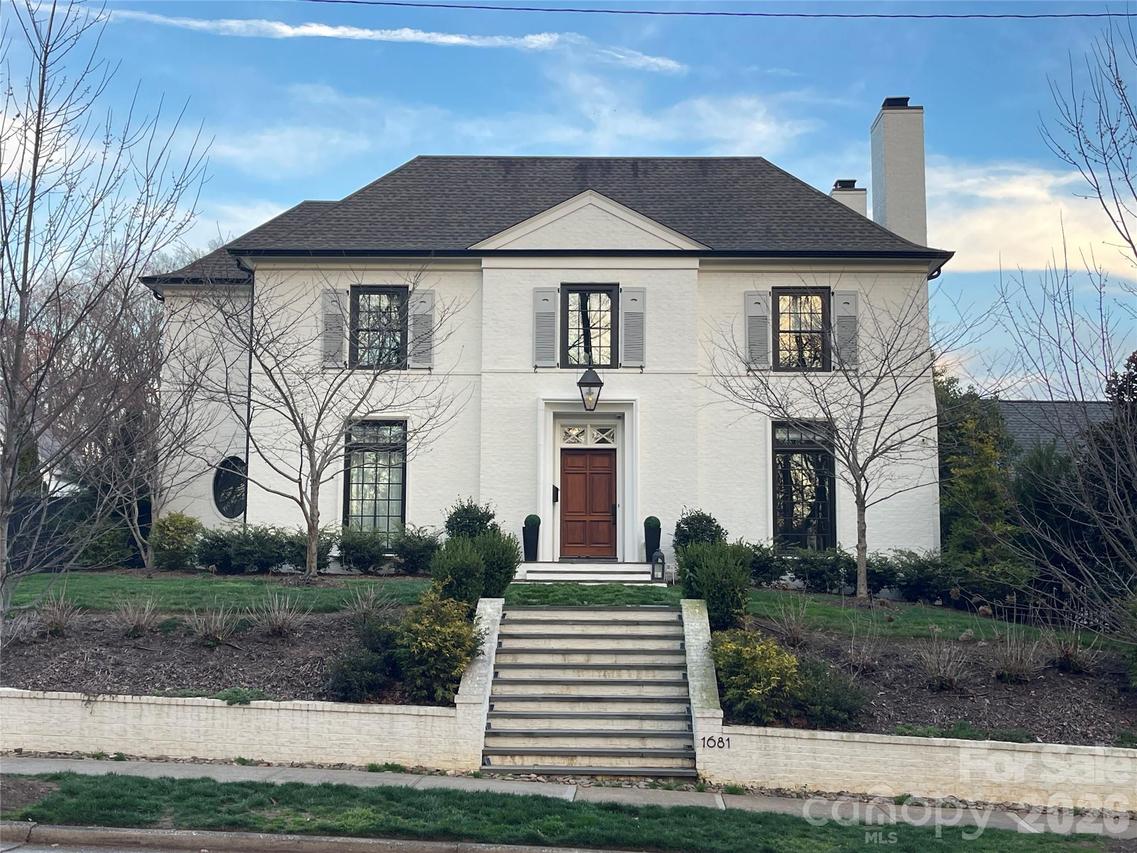 1681 Sterling Rd., Charlotte, NC 28209