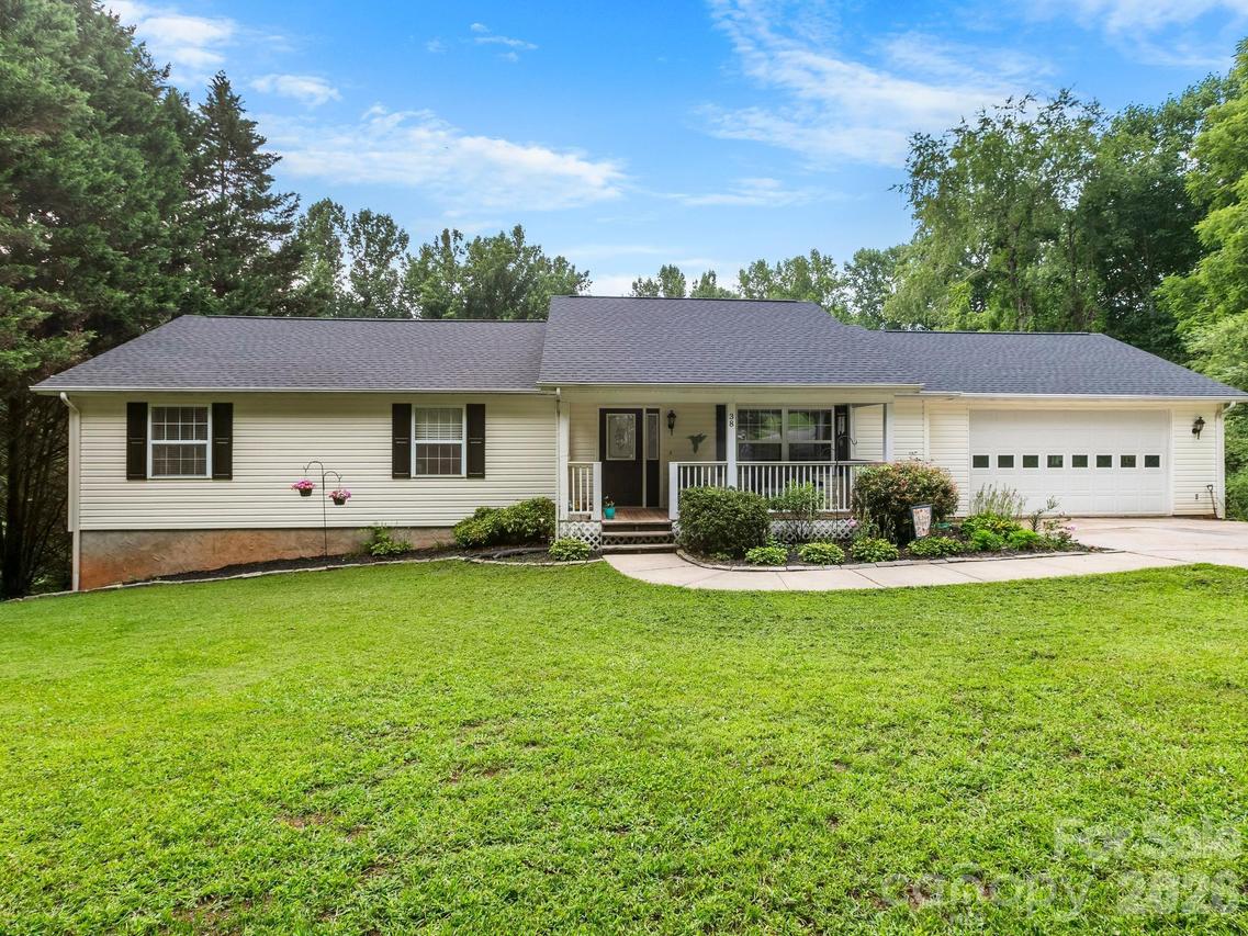 38 Brown Lynch Rd., Candler, NC 28715