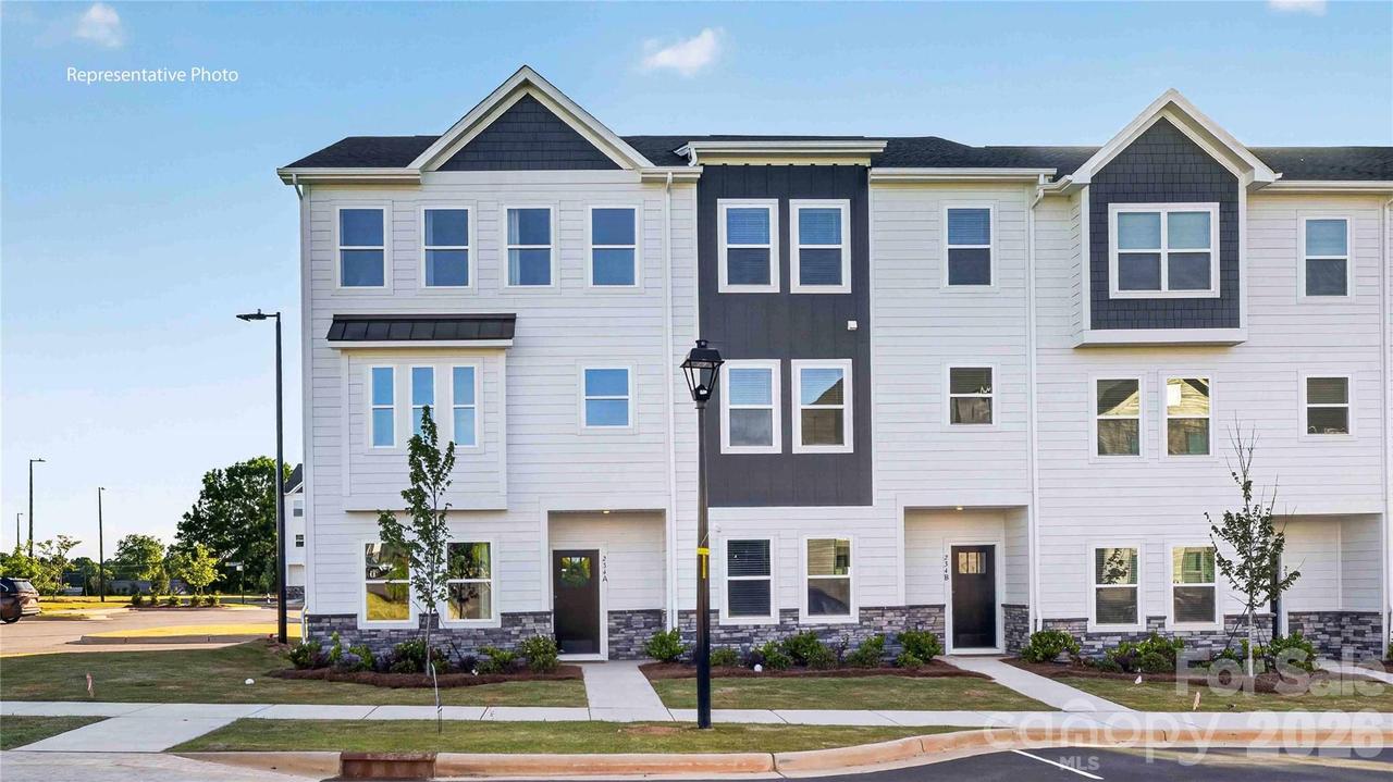 226 E Morehouse Ave. #TWNH A, Mooresville, NC 28117