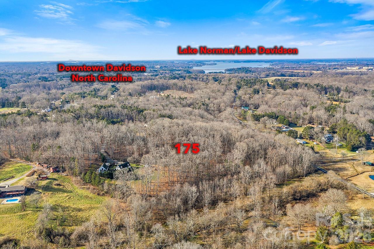 175 Stonehaven Dr., Mooresville, NC 28115