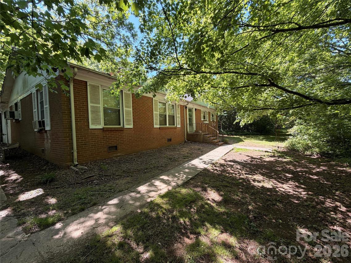 7000 Ridge Lane Rd., Charlotte, NC 28262