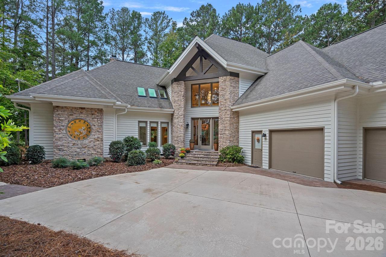 176 Yadkin Falls Rd., New London, NC 28127