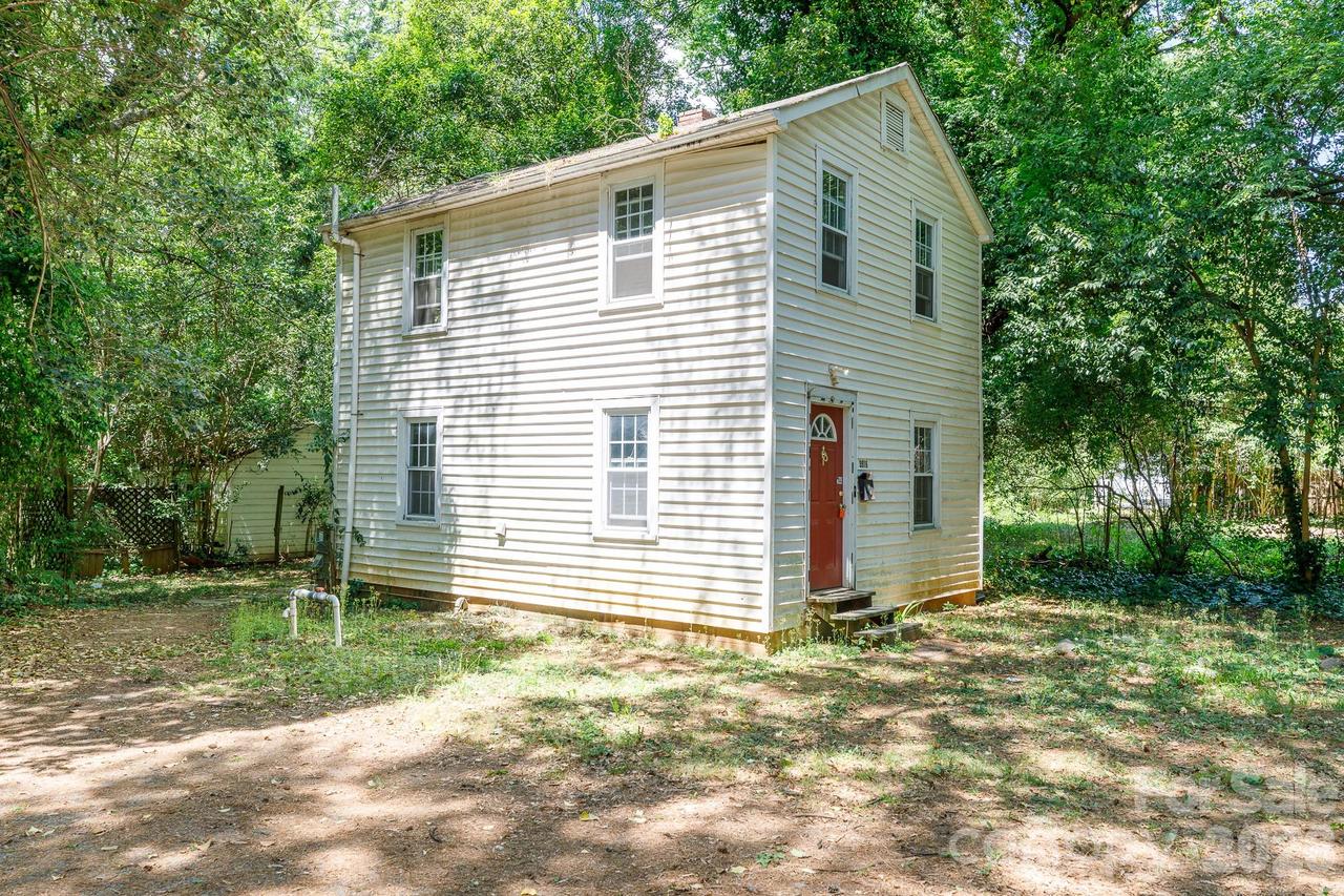 3516 Eastway Dr., Charlotte, NC 28205