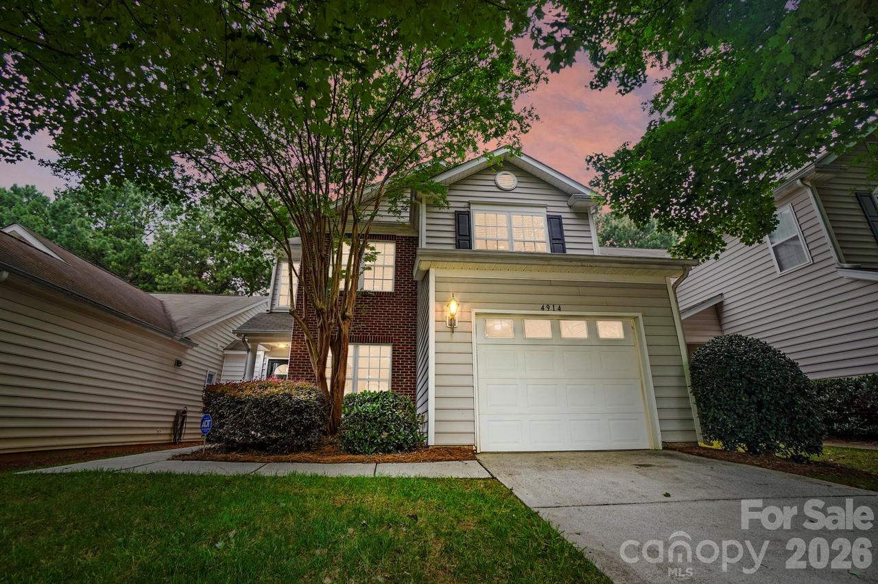 4914 Sunset Ridge Ct., Charlotte, NC 28269