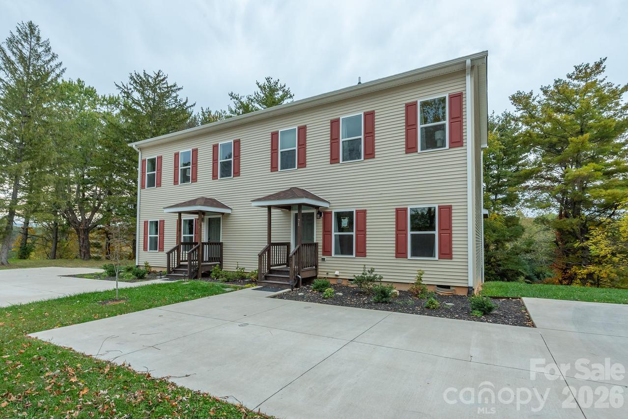 71 and 73 Panorama Dr., Asheville, NC 28806