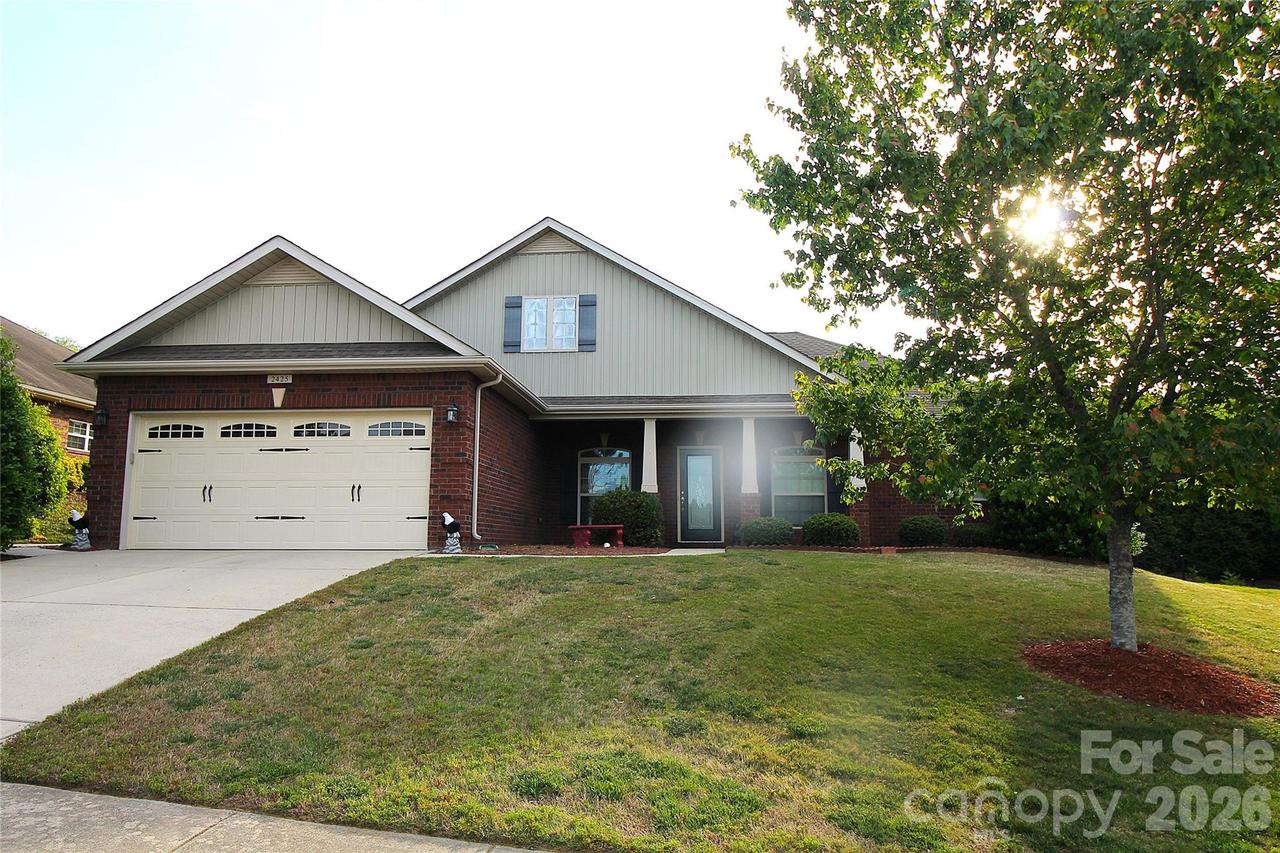 2425 Winnsford Ln., Gastonia, NC 28056