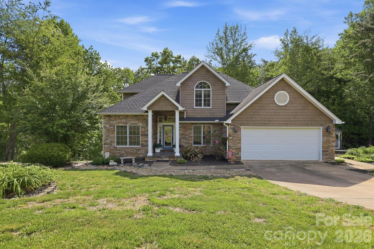 275 Ferguson Dr., Asheville, NC 28806