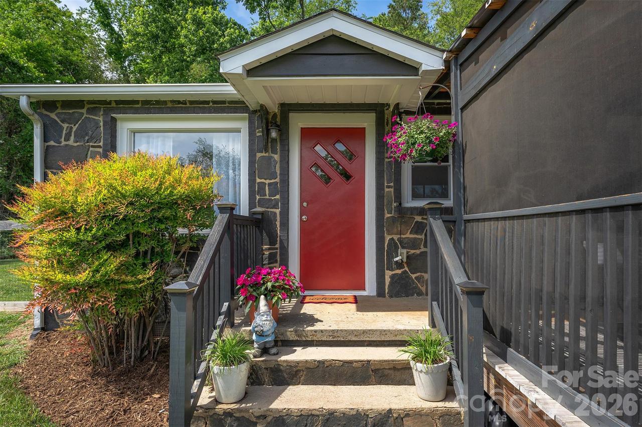 477 Emma Rd., Asheville, NC 28806