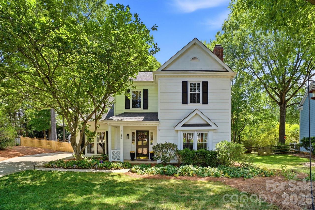 3219 Silver Pond Ct., Charlotte, NC 28210