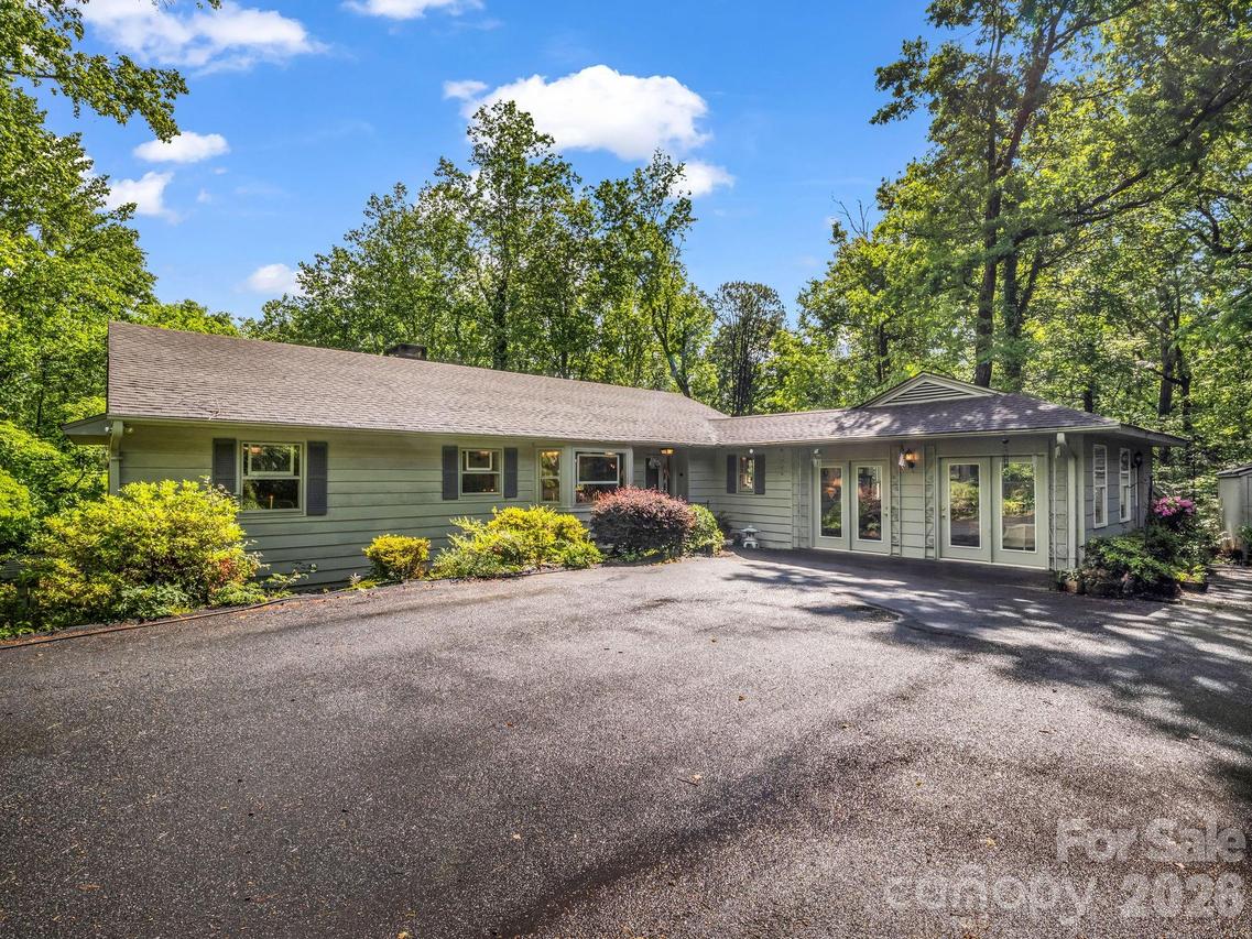 57 Tate Ln., Tryon, NC 28782