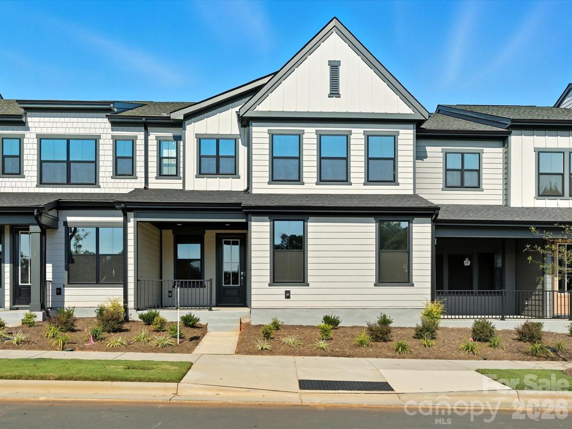 323 Ardmore Dr., Belmont, NC 28012