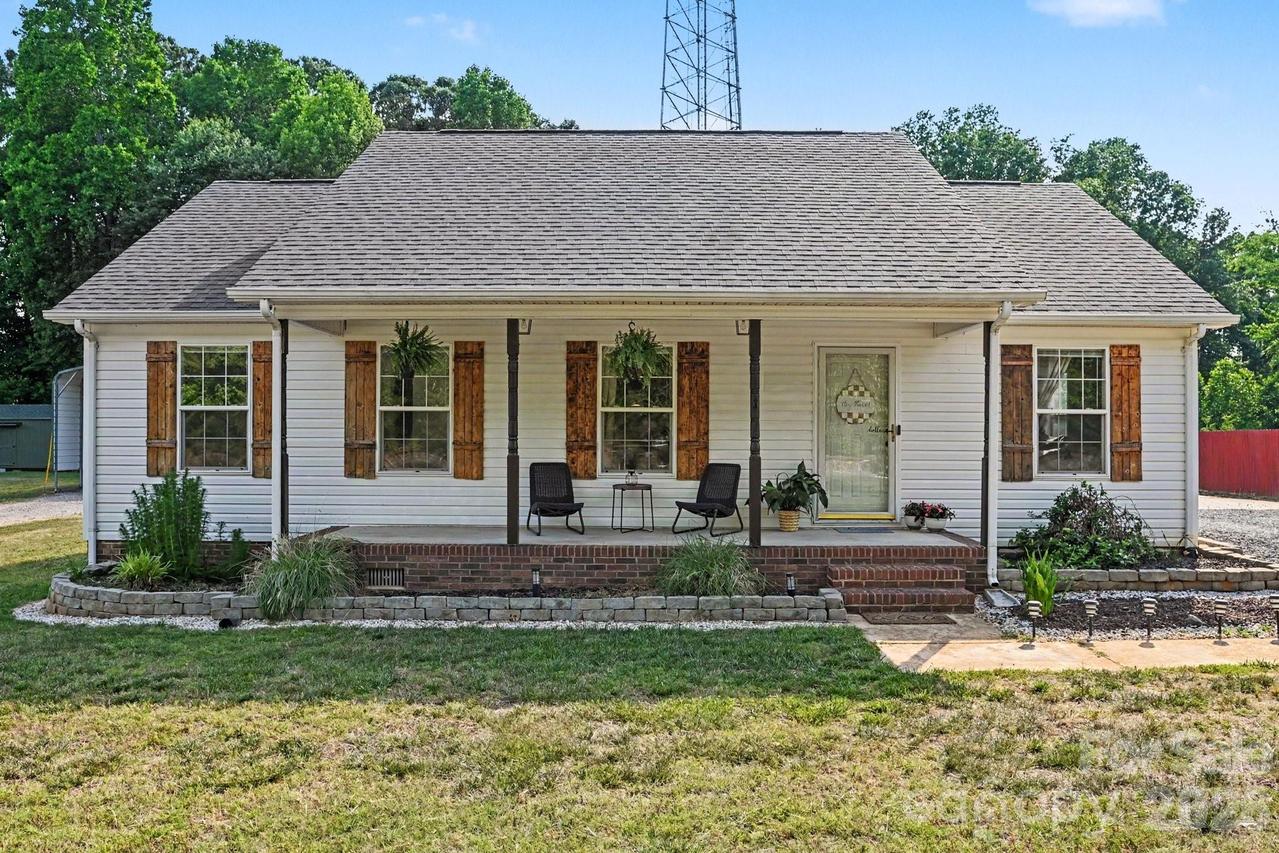8664 Red Rd., Rockwell, NC 28138