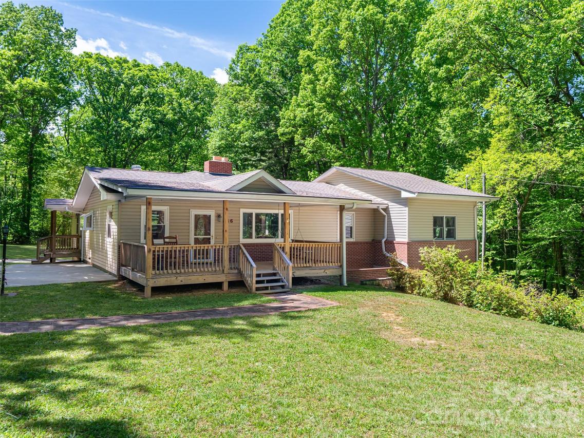 146 Fairmont Rd., Candler, NC 28715