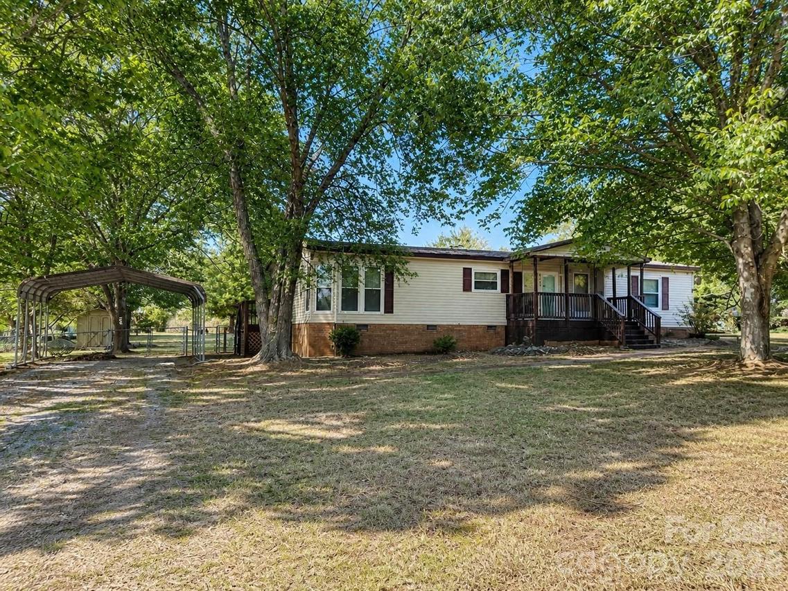 3504 Becky Ln., Monroe, NC 28112