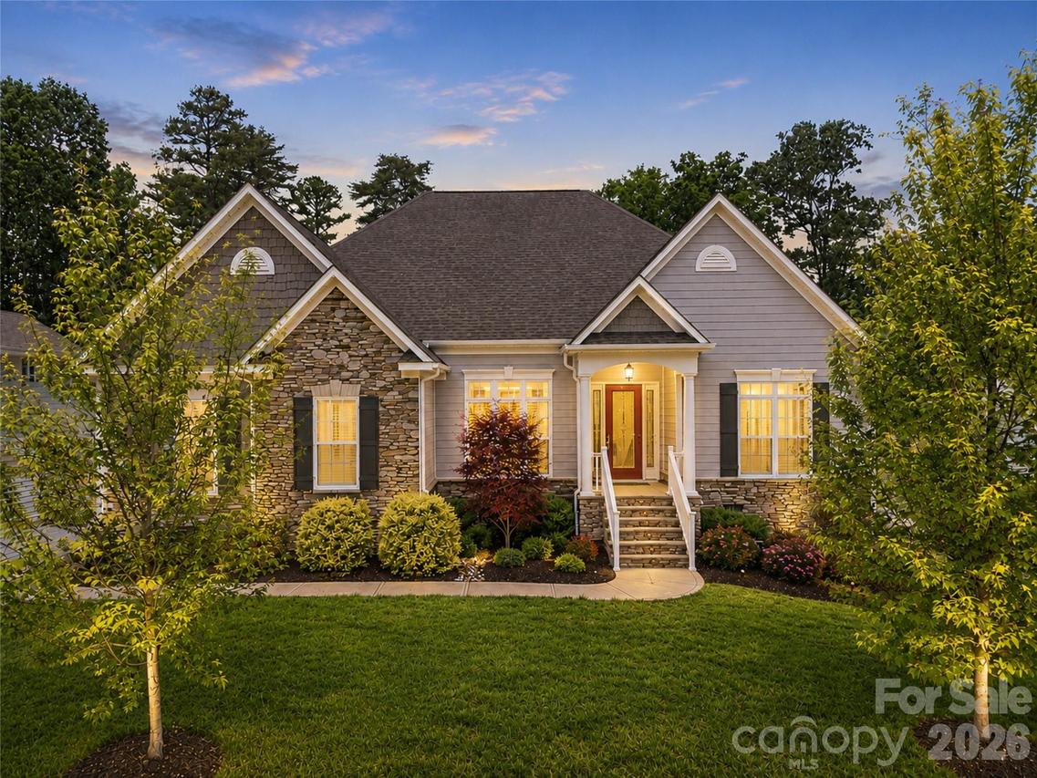 4198 Abernathy Pl., Harrisburg, NC 28075