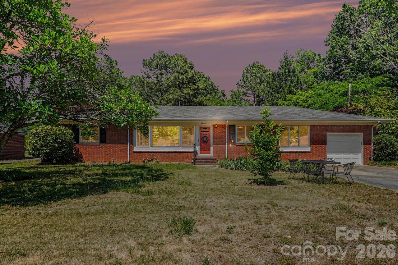 6339 Thelo Dr., Charlotte, NC 28212