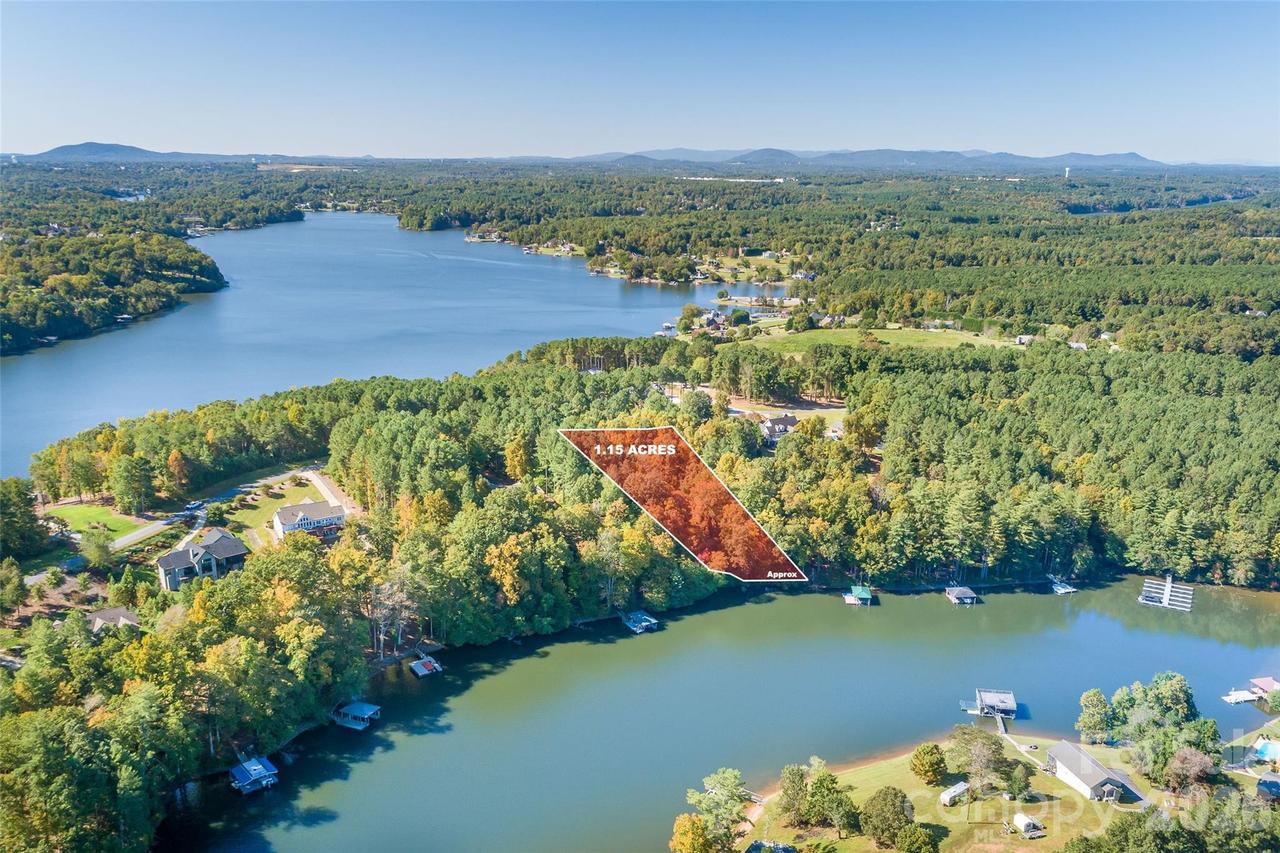 6128 Plantation Pointe Dr. #70, Granite Falls, NC 28630