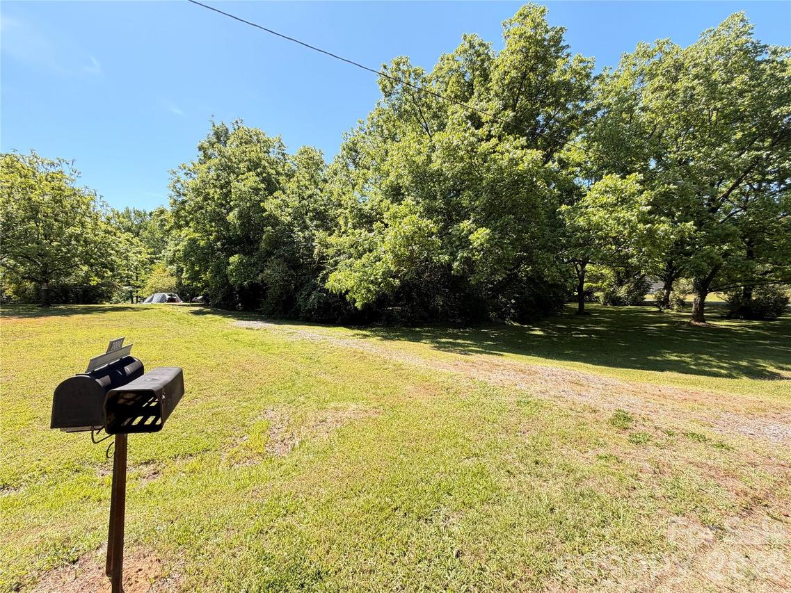 7000 Ridge Lane Rd., Charlotte, NC 28262