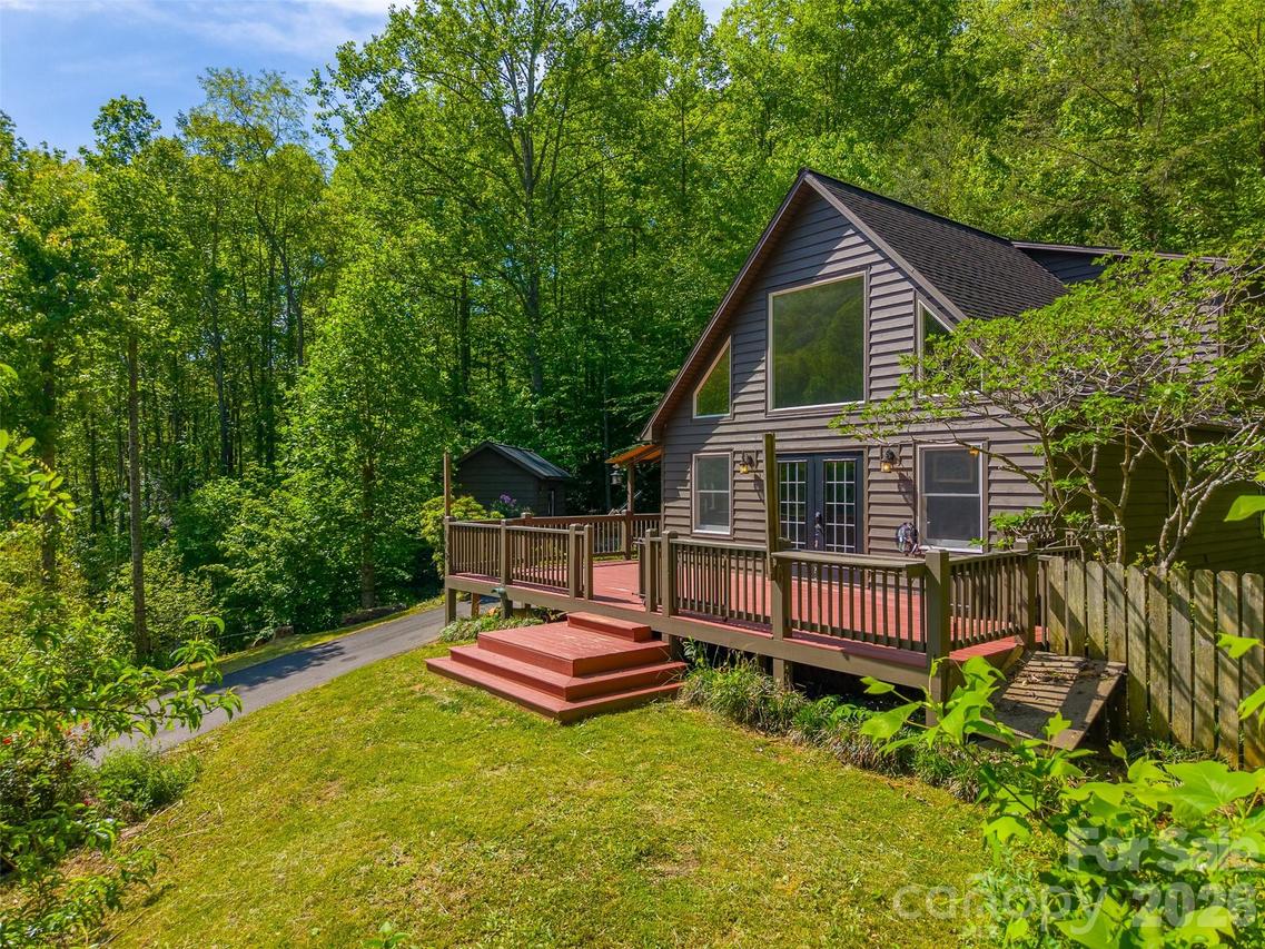 110 Wyoming Dr., Sylva, NC 28779